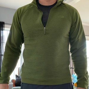 North face 1/4 zip pullover